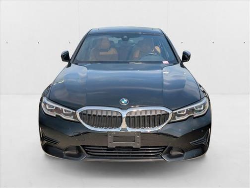2019 BMW 330 i xDrive