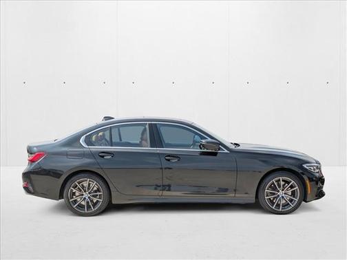 2019 BMW 330 i xDrive