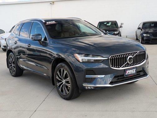 2022 Volvo XC60 B6 Inscription