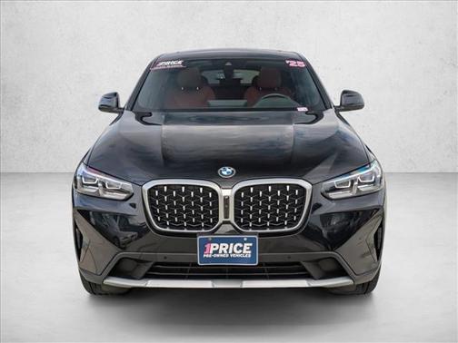 2025 BMW X4 xDrive30i