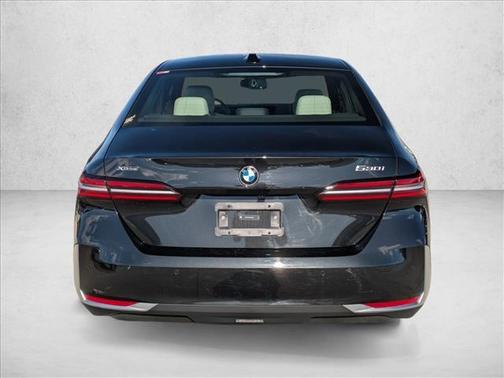 2026 BMW 530 i xDrive