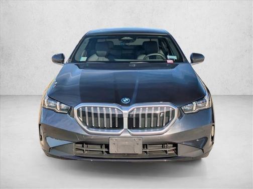 2025 BMW i5 xDrive40