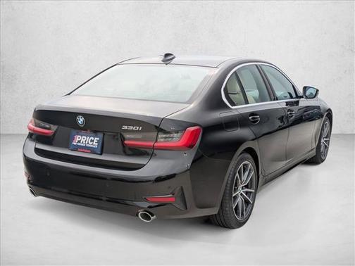 2019 BMW 330 i