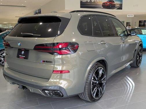 2026 BMW X5 M60i