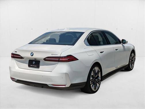 2026 BMW 540 i xDrive