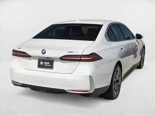 2025 BMW i5 xDrive40
