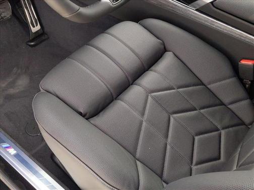 2024 BMW 760 760i xDrive