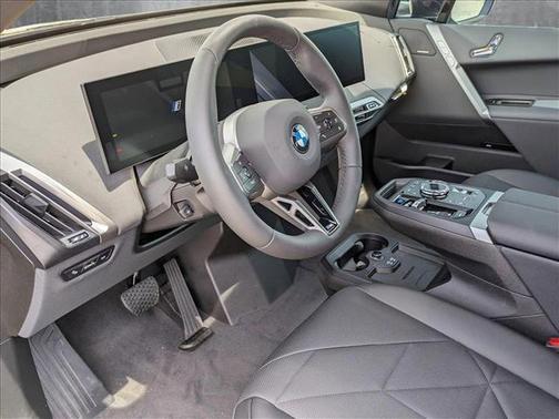 2025 BMW iX xDrive50