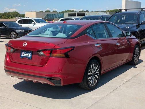 Scarlet Ember 2025 Nissan Altima SV