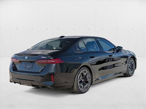2025 BMW i5 M60