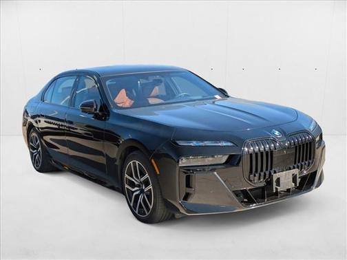 2023 BMW 740 i