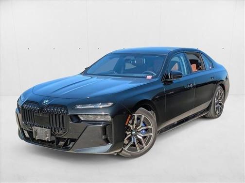 2023 BMW 740 i