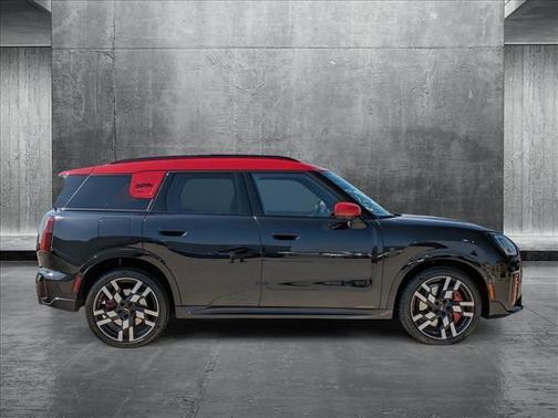 2025 MINI Countryman John Cooper Works
