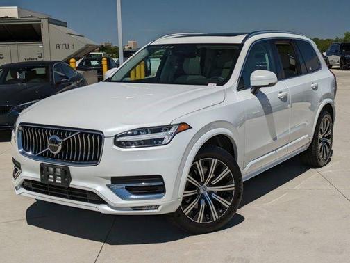 2023 Volvo XC90 B5 Core