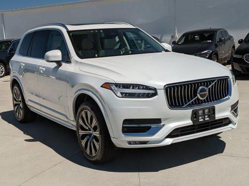2023 Volvo XC90 B5 Core