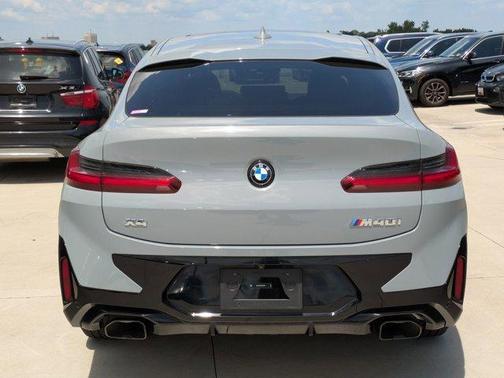 2024 BMW X4 M40i