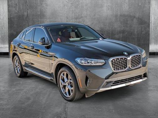 2023 BMW X4 xDrive30i