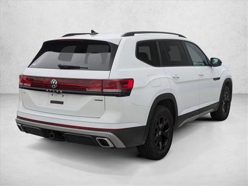 Pure White 2024 Volkswagen Atlas 2.0T Peak Edition SE w/Technology