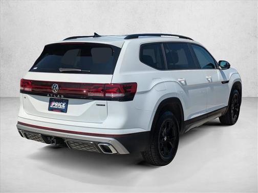 Pure White 2024 Volkswagen Atlas 2.0T Peak Edition SE w/Technology