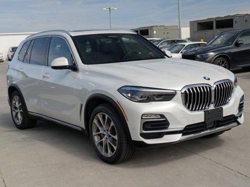 Mineral White Metallic 2020 BMW X5 xDrive40i