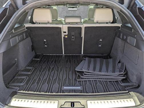 2023 Land Rover Range Rover Velar R-Dynamic S