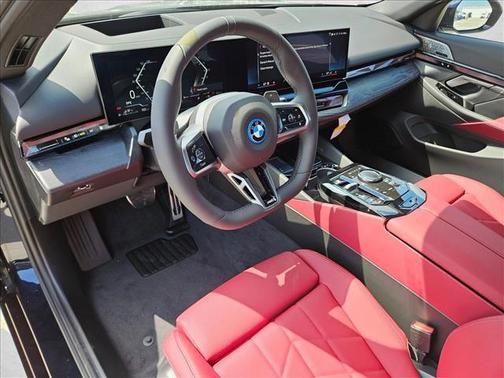 2026 BMW 550e xDrive