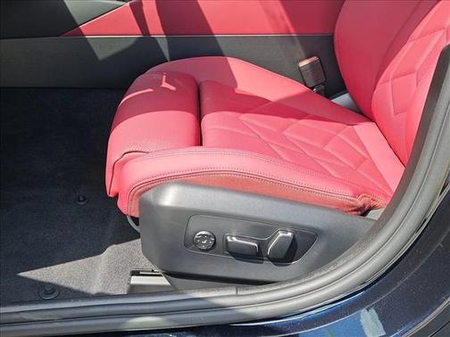 2026 BMW 550e xDrive