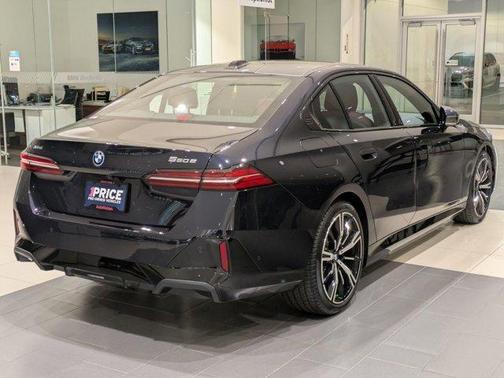 2026 BMW 550e xDrive