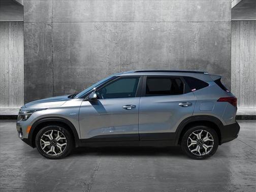 2022 Kia Seltos EX