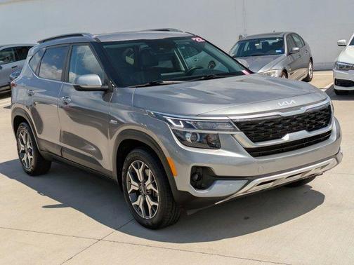 2022 Kia Seltos EX