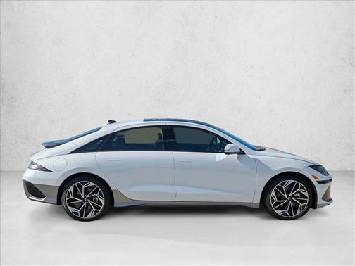 2025 Hyundai IONIQ 6 Limited