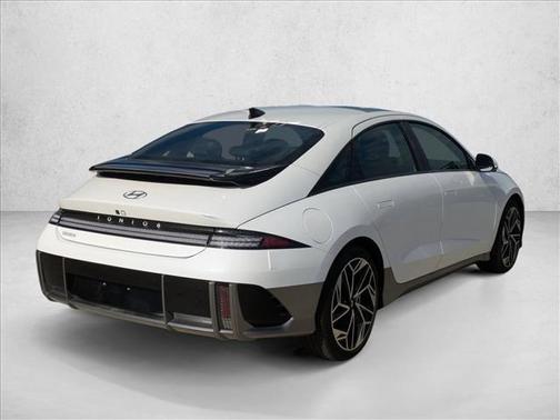 2025 Hyundai IONIQ 6 Limited