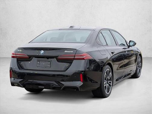 2026 BMW 550e xDrive