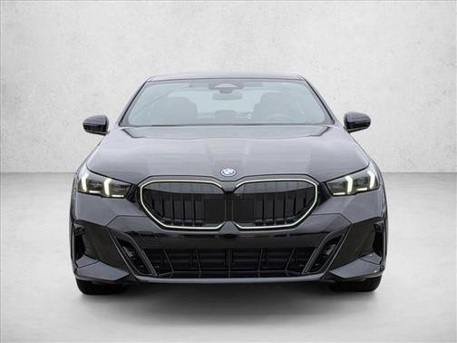 2026 BMW 550e xDrive