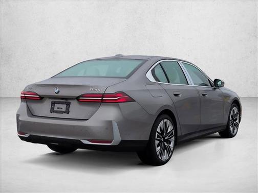 2026 BMW 530 i xDrive