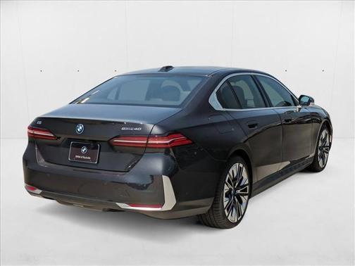 2024 BMW i5 eDrive40