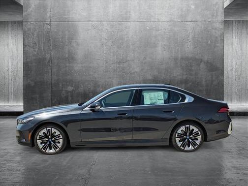 2024 BMW i5 eDrive40