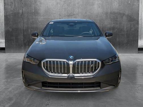 2024 BMW i5 eDrive40