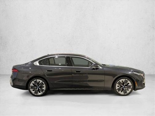 2024 BMW i5 eDrive40