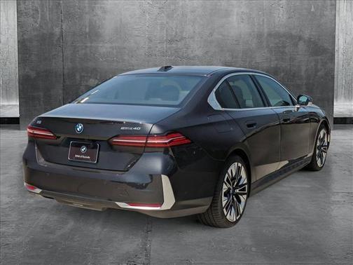 2024 BMW i5 eDrive40