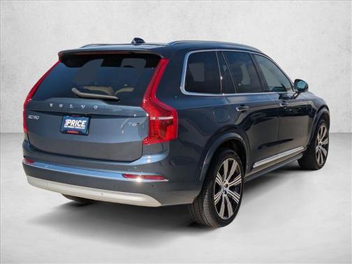 2022 Volvo XC90 T6 Inscription 7 Passenger
