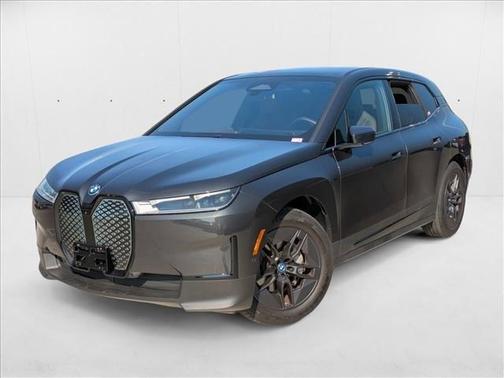 2025 BMW iX xDrive50