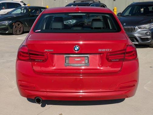2017 BMW 320 i xDrive