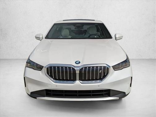 2025 BMW i5 xDrive40