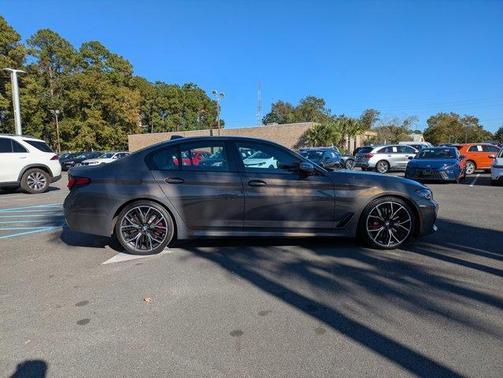 2022 BMW M550 i xDrive