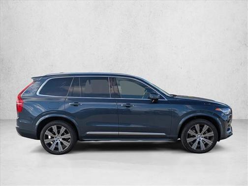 2022 Volvo XC90 T6 Inscription 7 Passenger