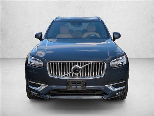 2022 Volvo XC90 T6 Inscription 7 Passenger