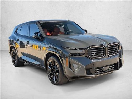 2023 BMW XM Base