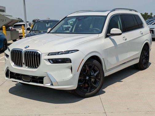 2026 BMW X7 xDrive40i