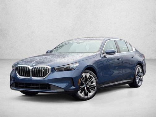 Phytonic Blue Metallic 2026 BMW i5 xDrive40